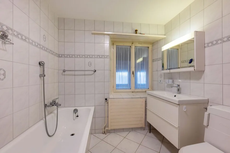 CASA A 3 FAMIGLIE CON RISERVA DI COSTRUZIONE | ABITARE, INVESTIRE O SVILUPPARE – foto 11 di 18
