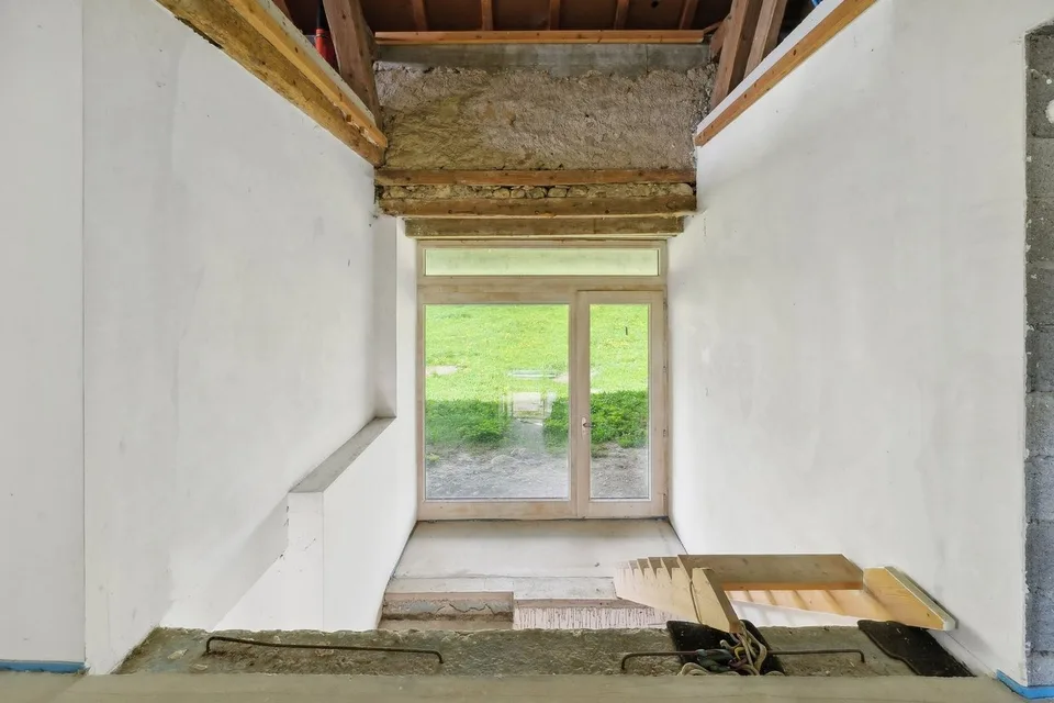 Ferme à rénover avec des grands volumes – photo 10 sur 13