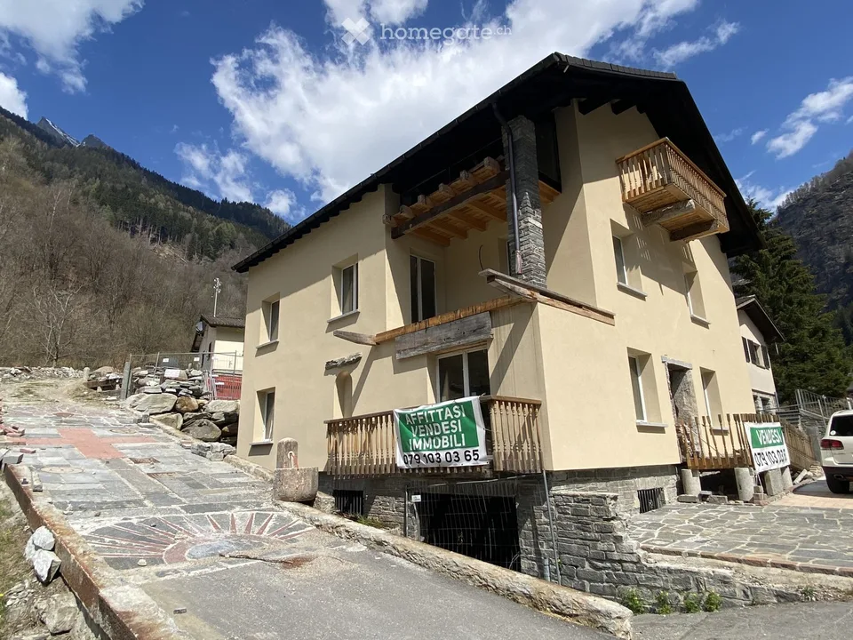 Casa in fase di ristrutturazione