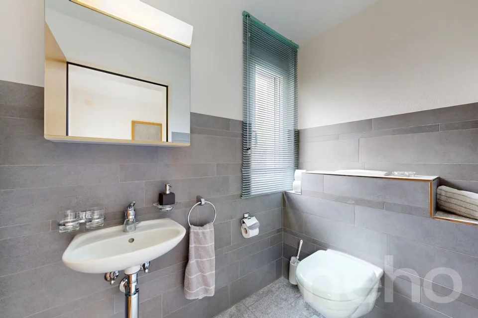 Stylish 6.5-room house in elevated location with panoramic view – photo 17 of 19