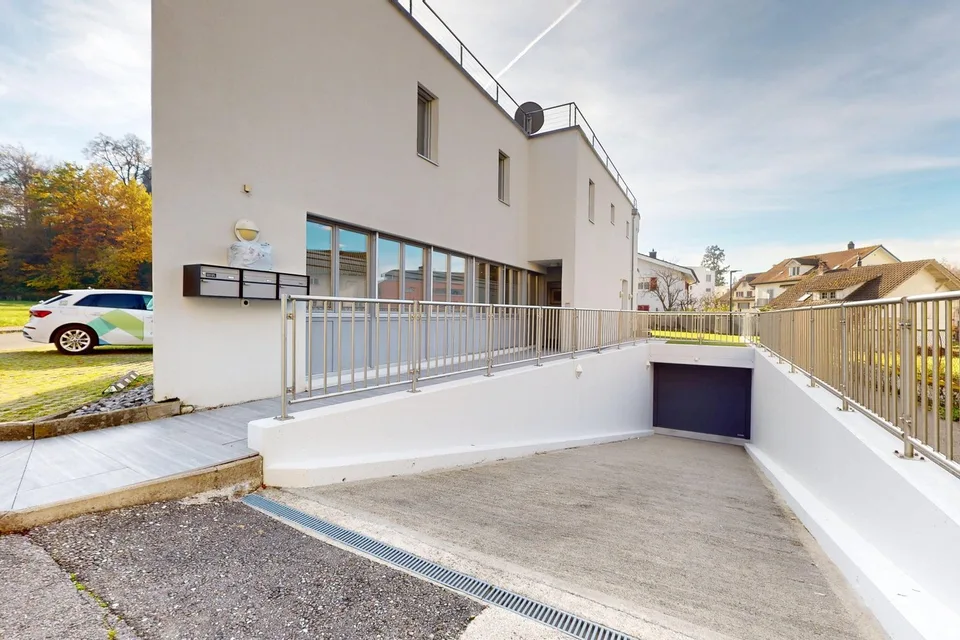 Lichtdurchflutetes Wohnen mit Dachterrasse – Foto 4 von 12