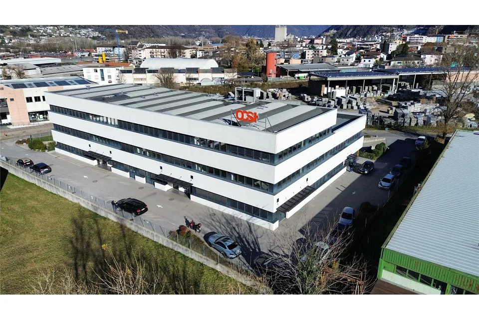 Occasione unica nuovo stabile commerciale in vendita prima occupazione