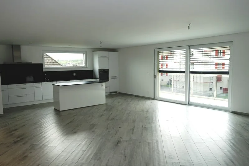 Joli et récent immeuble à rendement en excellent état de 6 appartements de 4,5 pièces loués