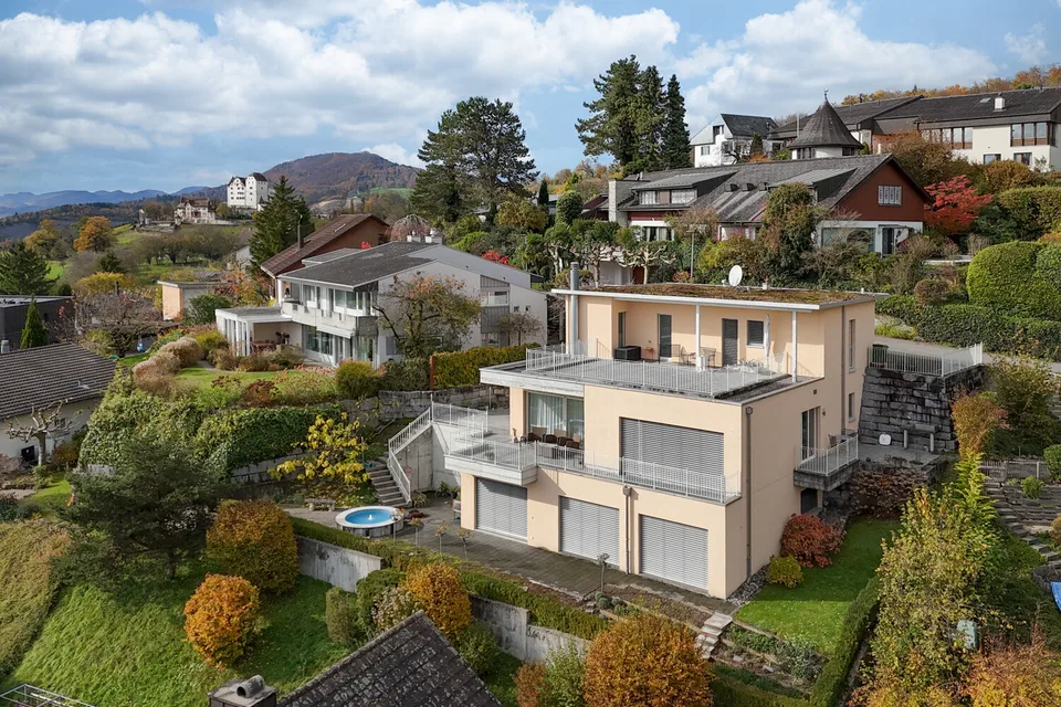 Casa unifamiliare di lusso di 6,5 locali in posizione panoramica di prim'ordine