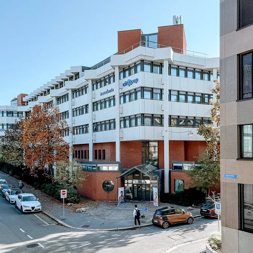 City Pop - Studio Apartments in Basel, next to the train station