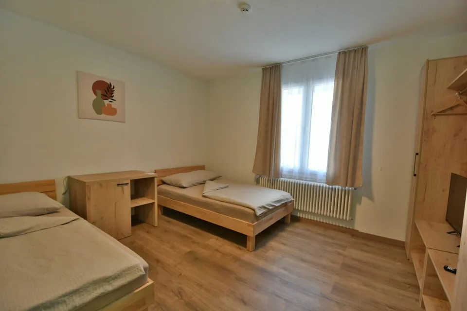 Furnished studio rooms for short-term or long-term rent!