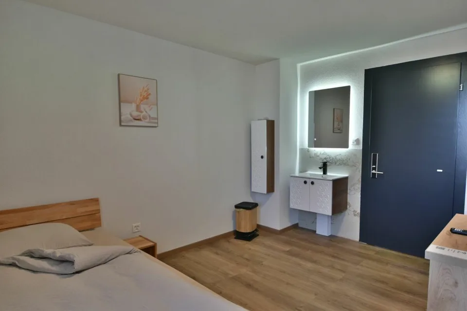 Furnished studio rooms for short-term or long-term rent!