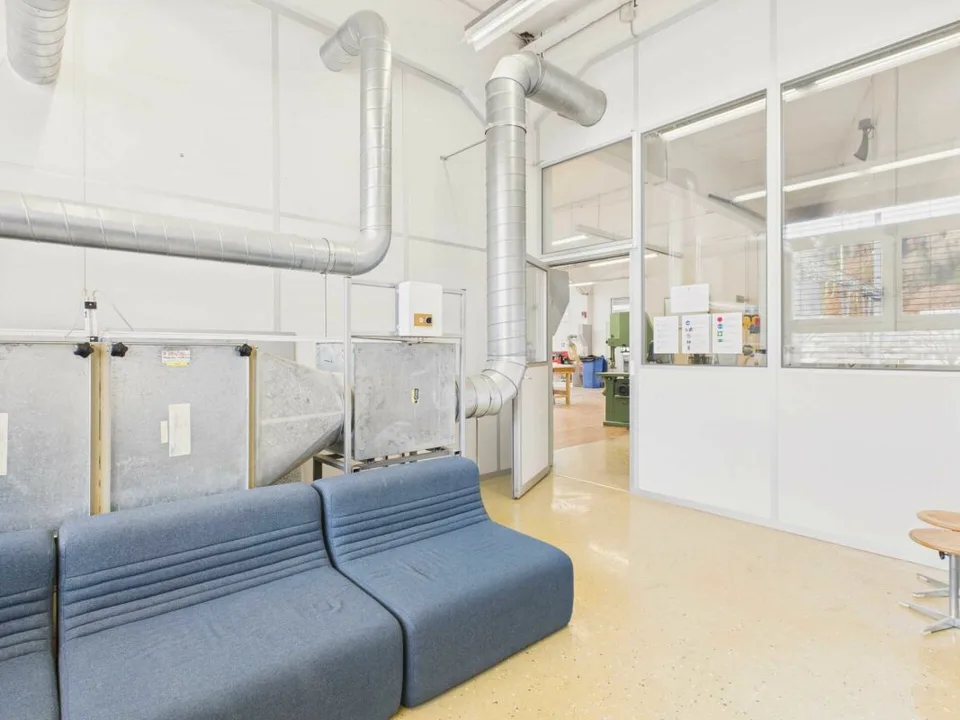 Büro-/Gewerberäume an zentraler Lage