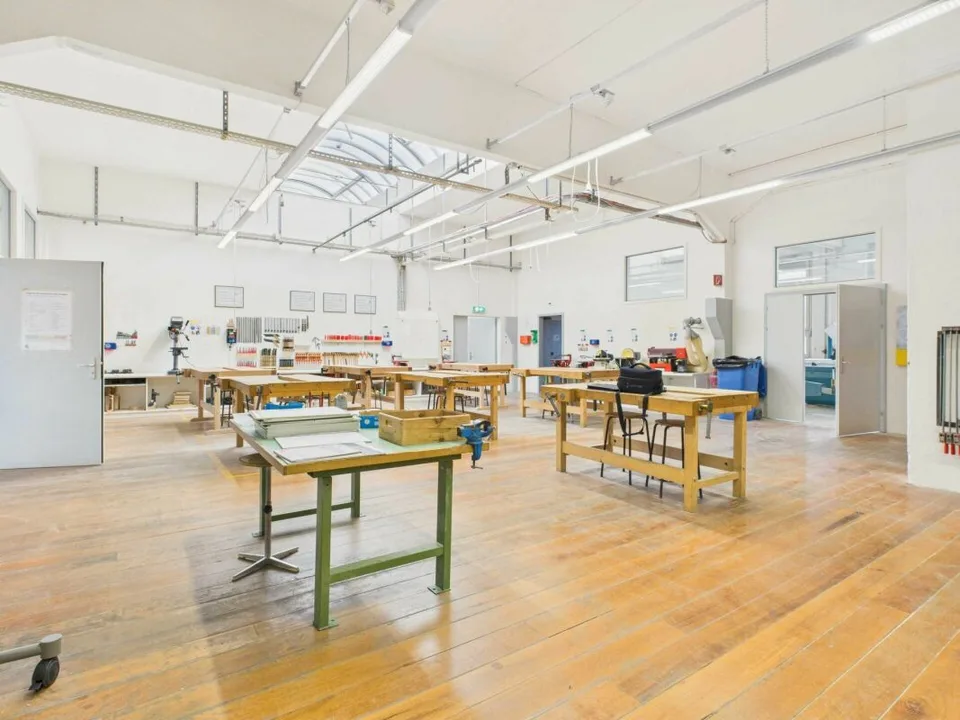 Büro-/Gewerberäume an zentraler Lage