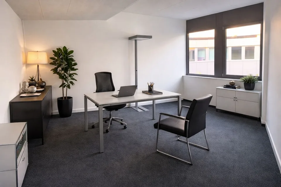Modern ausgebautes Büro – All-inclusive-Miete mit flexiblen Laufzeiten