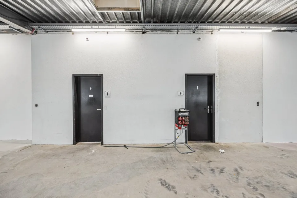 Die Laden-, Büro- oder Gewerbefläche gleich neben der Autobahn! – Foto 7 von 10