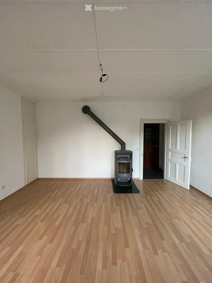Charmant appartement 3.5 pièces dans un immeuble ancien à Mörel