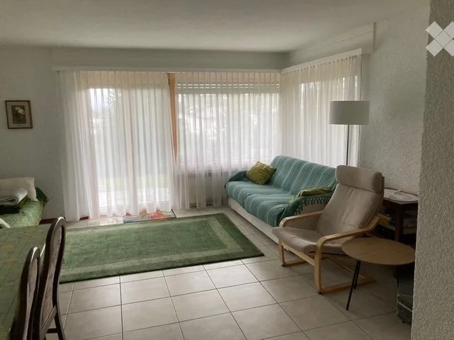 Appartement de vacances ensoleillé de 3,5 pièces avec jardin à Laax Cons