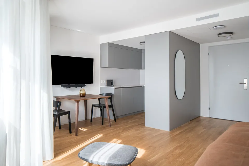NEW WOW! 3min zum HB - möblierte 1.5-Zimmer-Wohnung 30m2 – ab 01.11.2025