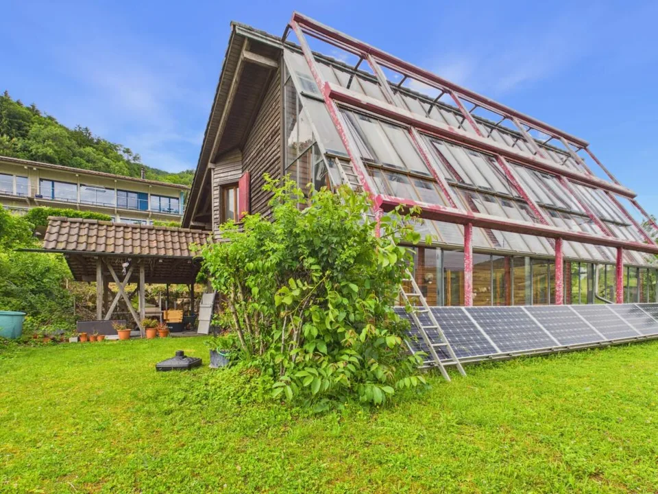 Mehrgenerationenhaus mit viel Umschwung und wunderschönem Ausblick