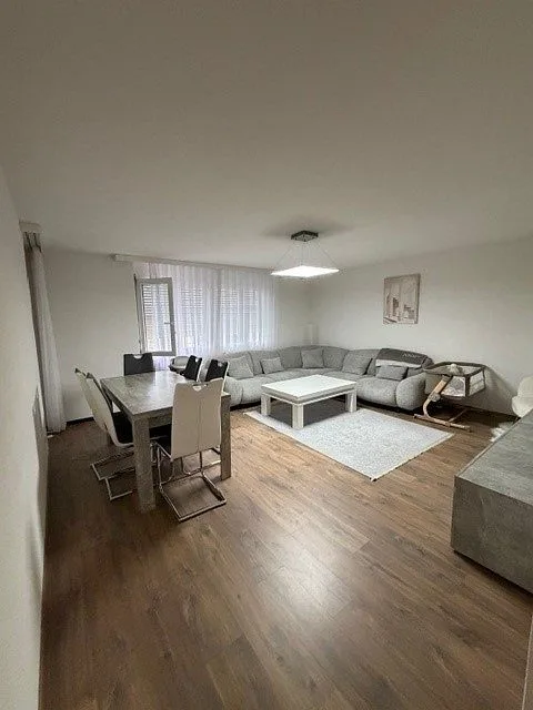 3-Zimmerwohnung im 2.Stock mit Balkon