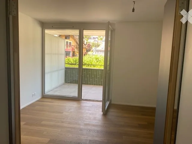 Neue 2.5-Zimmer-Wohnungen mit zwei Balkonen in Peseux/NE, Parkplatz inklusive.