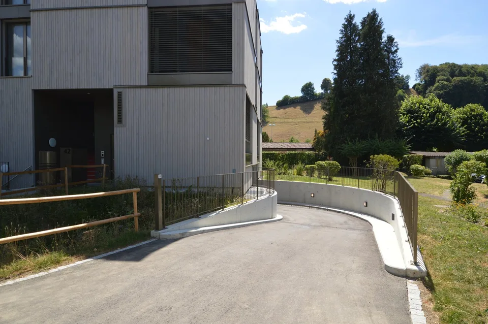 Habitation moderne au cœur de Worb – Nouveau bâtiment en situation centrale