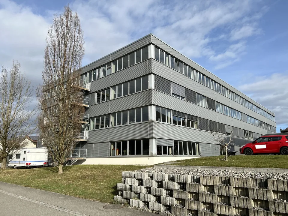 Vielseitige Gewerbefächen ab ca. 60 - 720 m2