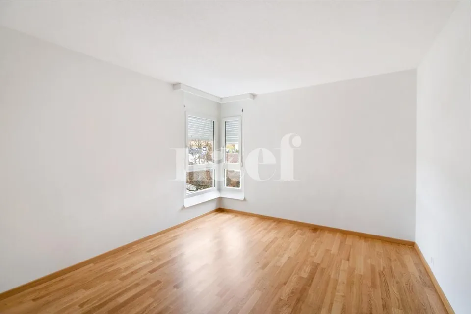 Sur les hauteurs de Neuchâtel, appartement de 4.5 pièces au 4ème étage – Foto 13 von 14