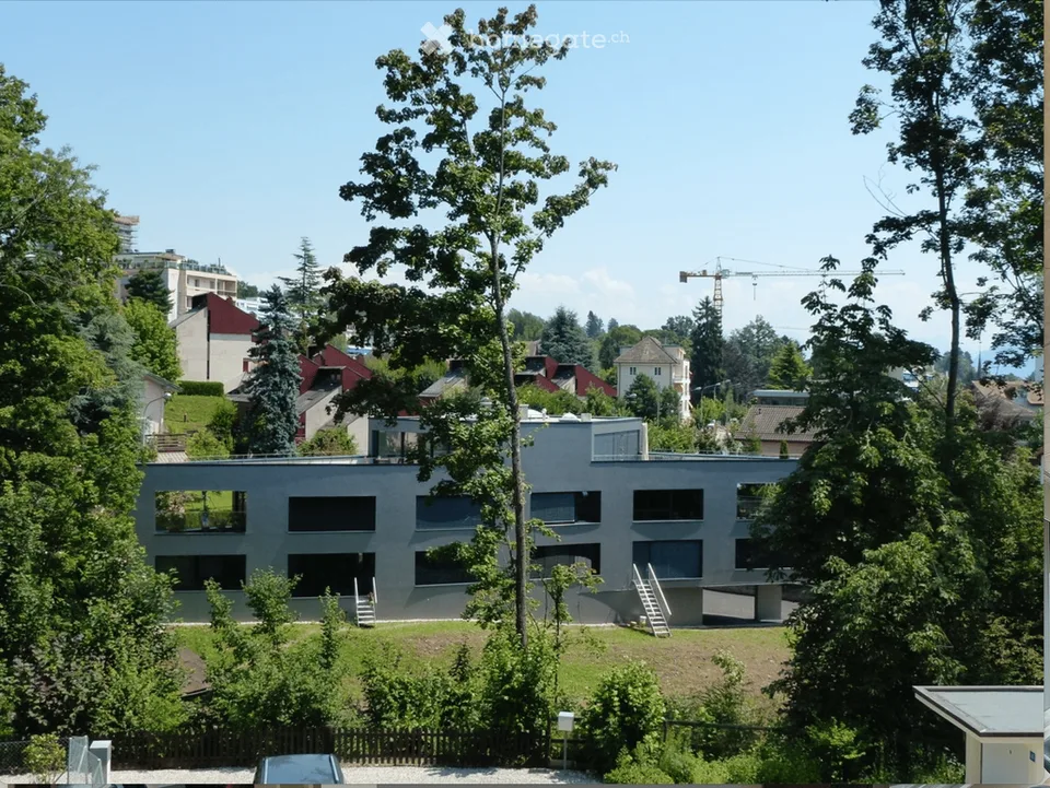 Magnifique 3p.1/2 meublé avec jardin, dans villa urbaine contemporaine de 6 unités