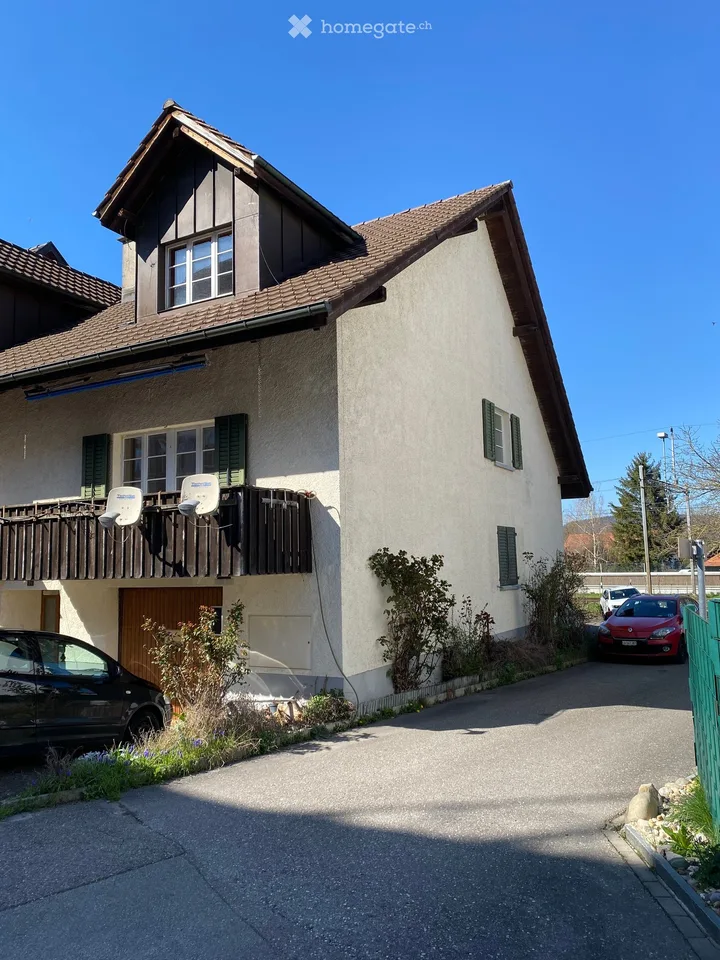 Doppeleinfamilienhaus in Rekingen AG