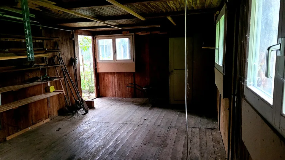 Gartenhaus * Hobbyraum * Bastelraum * (nur ruhige Tätigkeiten erlaubt)