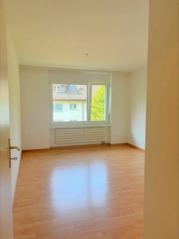 2.5-Zimmer-Gartenwohnung zu mieten