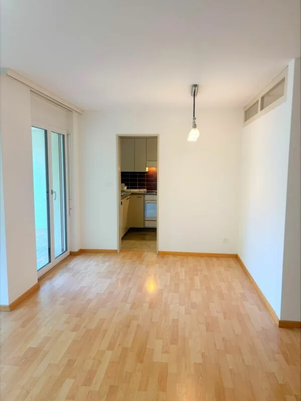 2.5-Zimmer-Gartenwohnung zu mieten
