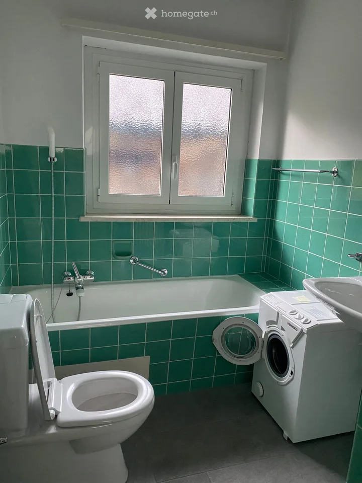 Appartement à louer de 4 pièces à Arcegno