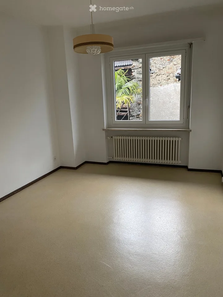 Appartement à louer de 4 pièces à Arcegno