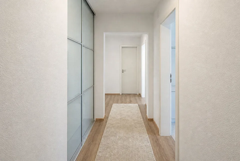 Grosszügige, möblierte 2.5-Zimmer-Wohnung mit Balkon in den Innenhof in Zürich Wiedikon – Foto 11 von 14