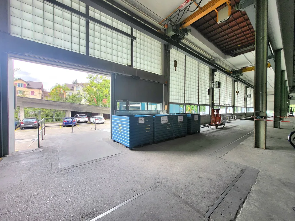 ***RENTAL SPACE FOR VISIONARIES - COMMERCIAL UNIT FOR RENT*** – photo 15 of 17