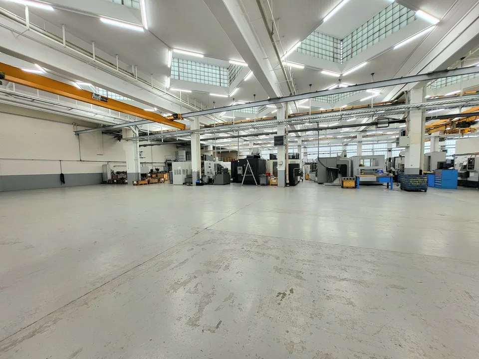 ***RENTAL SPACE FOR VISIONARIES - COMMERCIAL UNIT FOR RENT*** – photo 11 of 17
