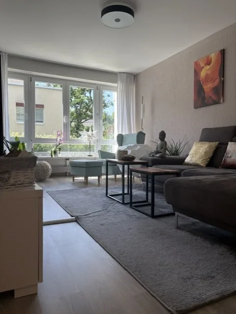 Gemütliche 3 1/2 Zimmer Wohnung mit Gartensitzplatz
