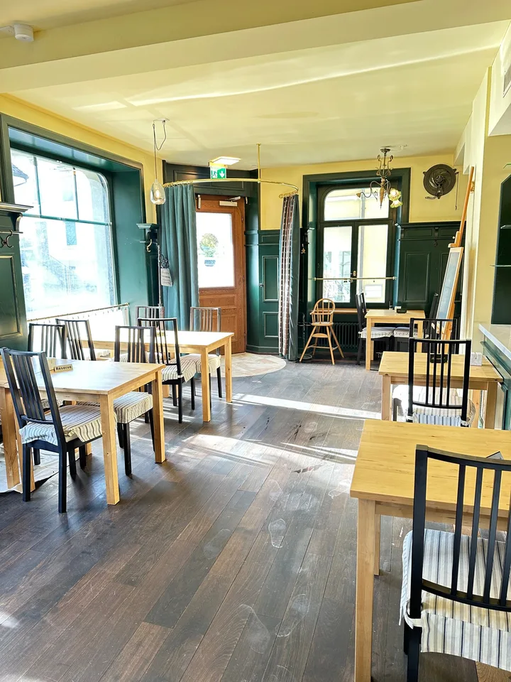 Charmantes Café-Restaurant an der Blumenstrasse in Goldach