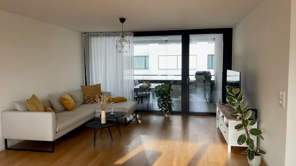 BEFRISTET: 01.10.2026 - 31.03.2027; Möblierte 3.5-Zimmer-Wohnung an Toplage