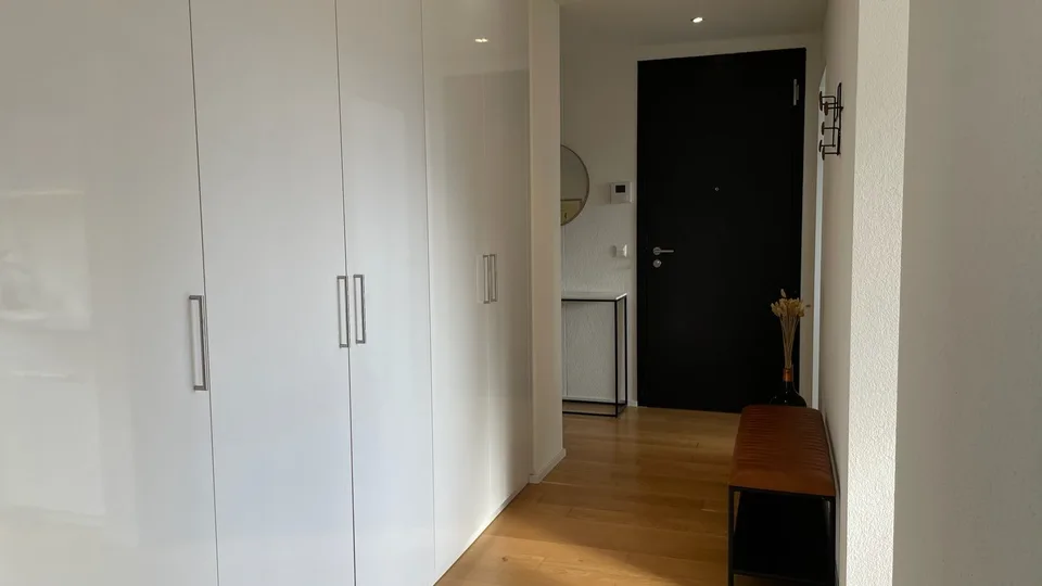 BEFRISTET: 01.10.2026 - 31.03.2027; Möblierte 3.5-Zimmer-Wohnung an Toplage – Foto 13 von 15