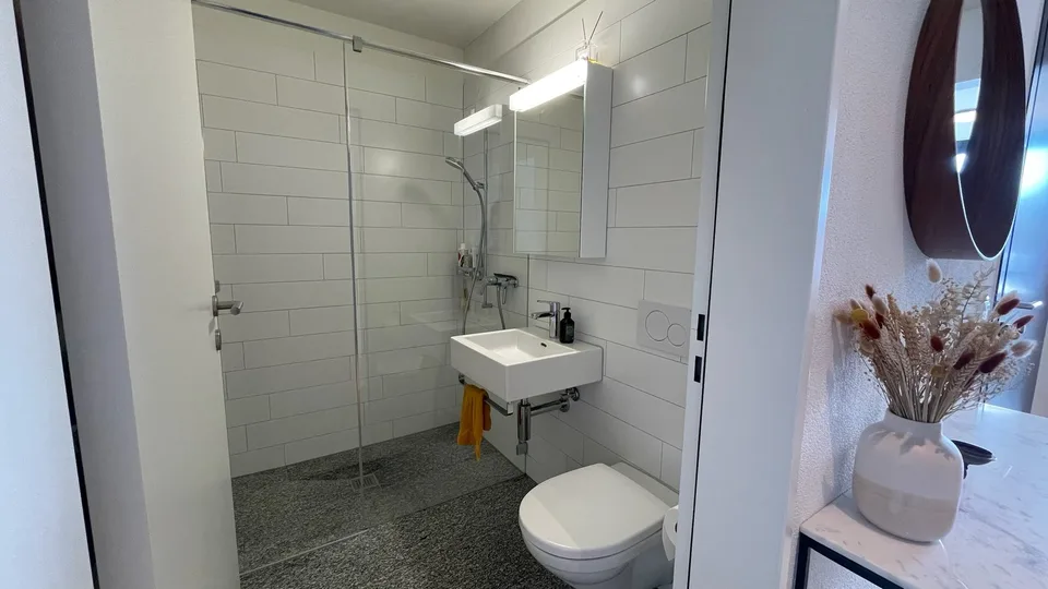 BEFRISTET: 01.10.2026 - 31.03.2027; Möblierte 3.5-Zimmer-Wohnung an Toplage – Foto 11 von 15