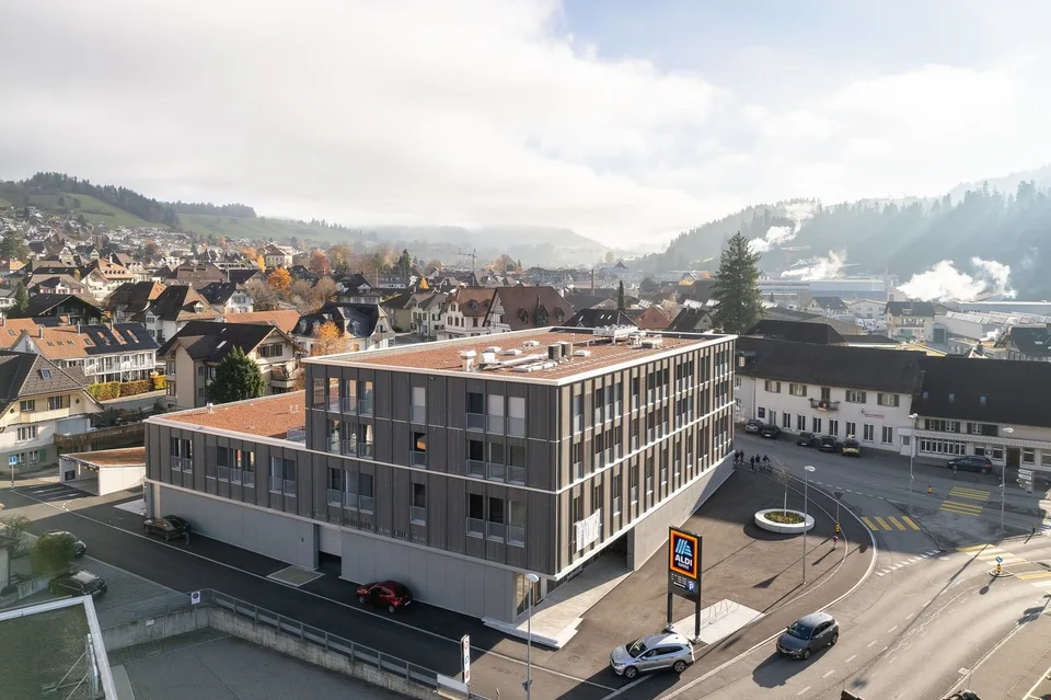 Einstellhallenplätze zu vermieten