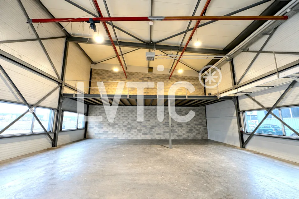 Laboratorio, deposito di 394 m2 in affitto a Yverdon-les-Bains