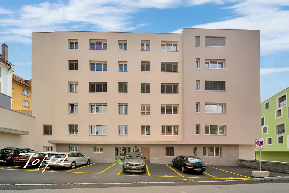 Dépôt situé en plein coeur de Fribourg, facilement accessible