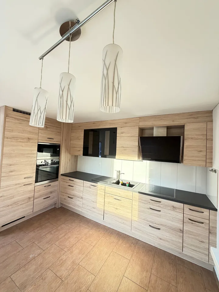 Helle 5.5-Zimmer-Wohnung im Erdgeschoss in Wil SG – ab sofort verfügbar!