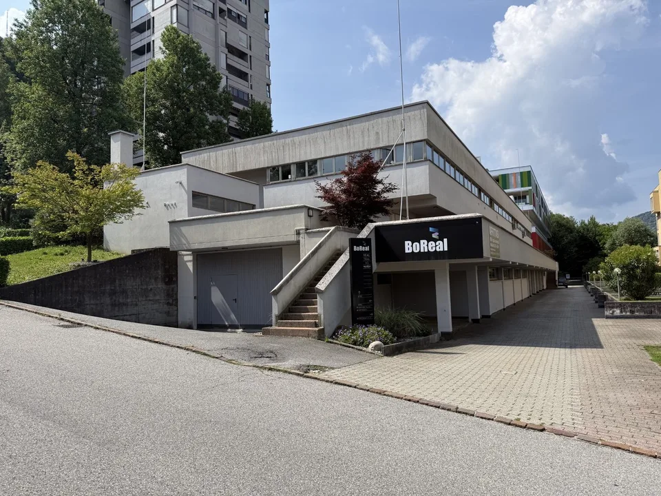 Ufficio monolocale in affitto a Pazzallo