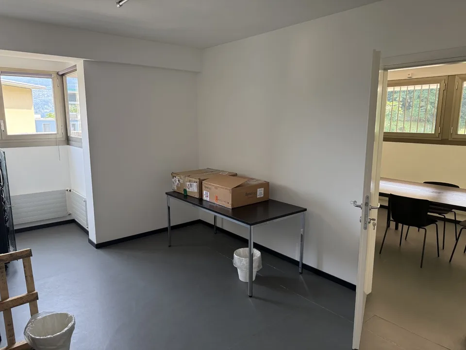 Büro in Pazzallo zur Miete – Foto 8 von 14