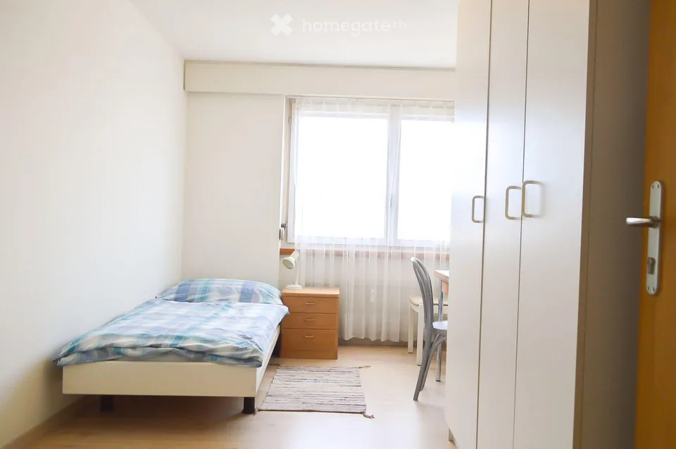 Möblierte Zimmer nähe Zürich in Spreitenbach