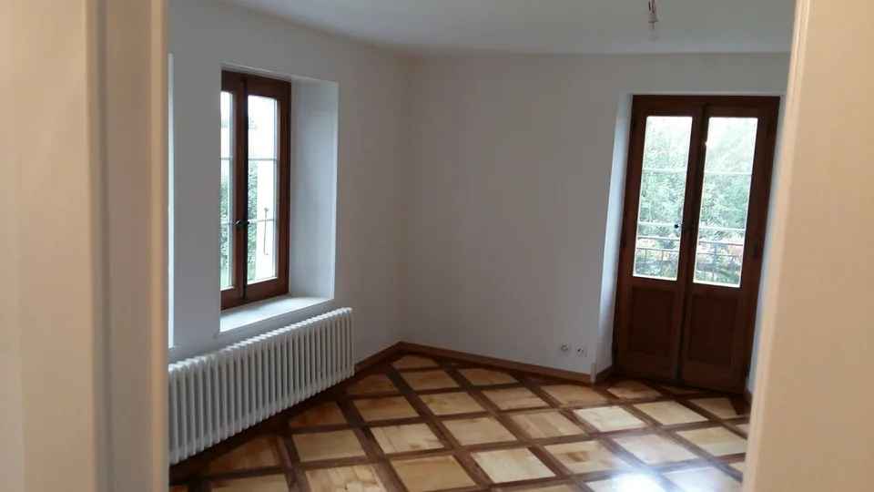Wohnung mit 5.5 Zimmern im Dachgeschoss mit viel Charme, 1. Stock, ca. 129 m2