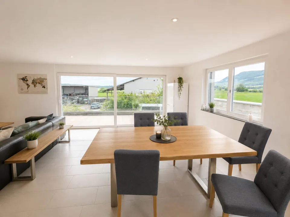 Appartement lumineux 4.5 pièces avec balcon et belle vue à Kestenholz