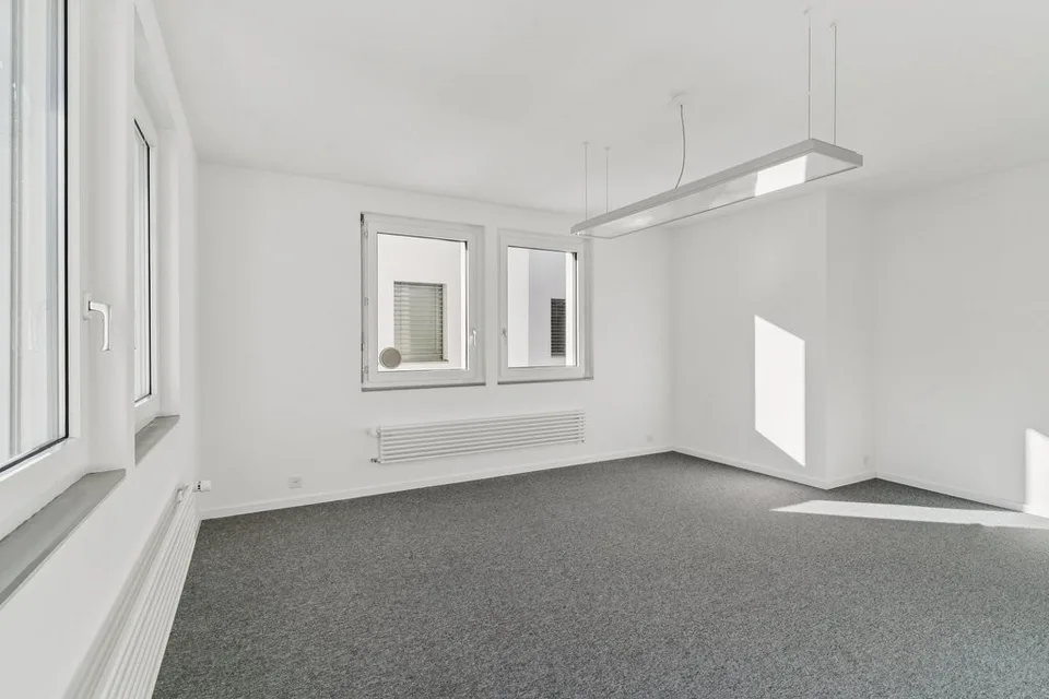 Bureau de 130 m2 à louer de suite ou à convenir – photo 7 sur 11