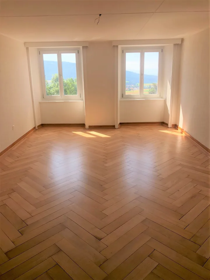 Luminoso appartamento di 4 locali a Fontainemelon